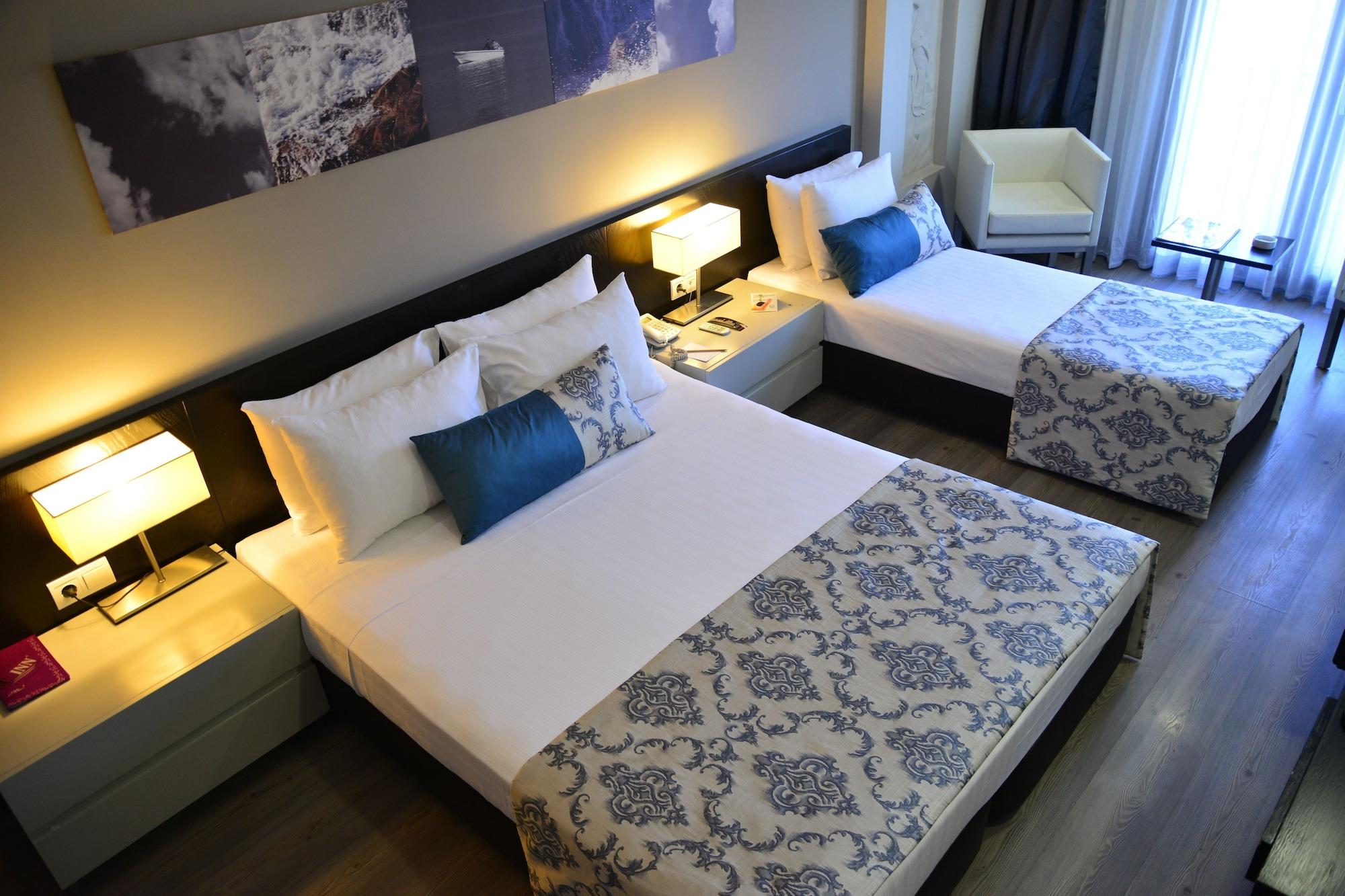 May Park Hotel Izmir Exterior photo
