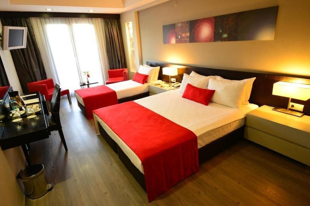 May Park Hotel Izmir Exterior photo
