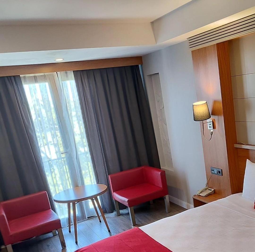 May Park Hotel Izmir Exterior photo