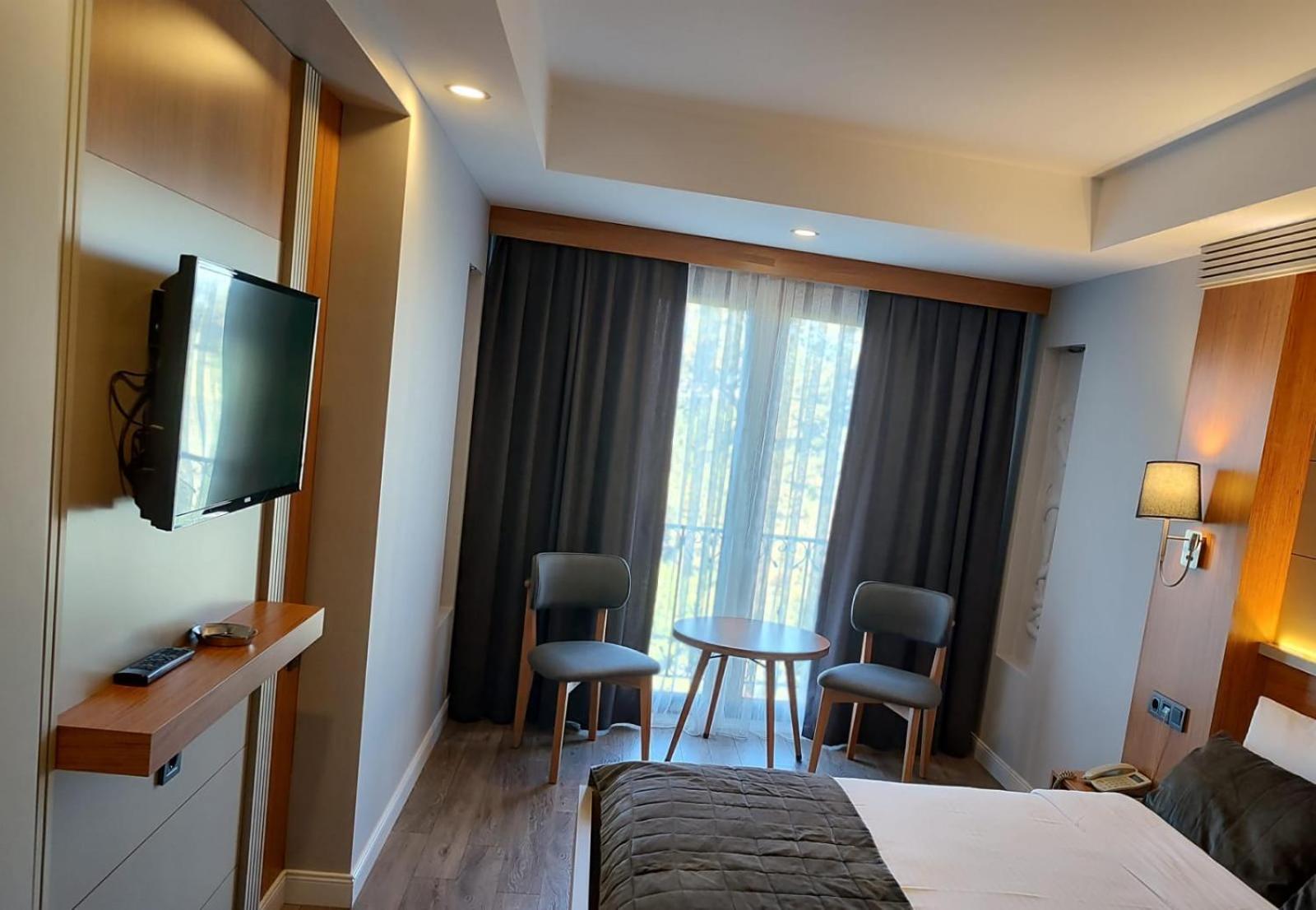 May Park Hotel Izmir Exterior photo