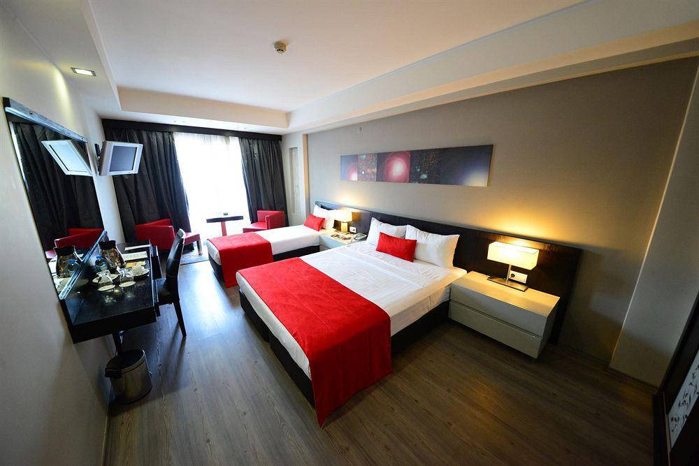 May Park Hotel Izmir Exterior photo